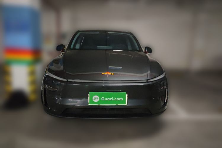 Used Tesla Model Y 2025 Long-Range All-Wheel Drive First Edition Front