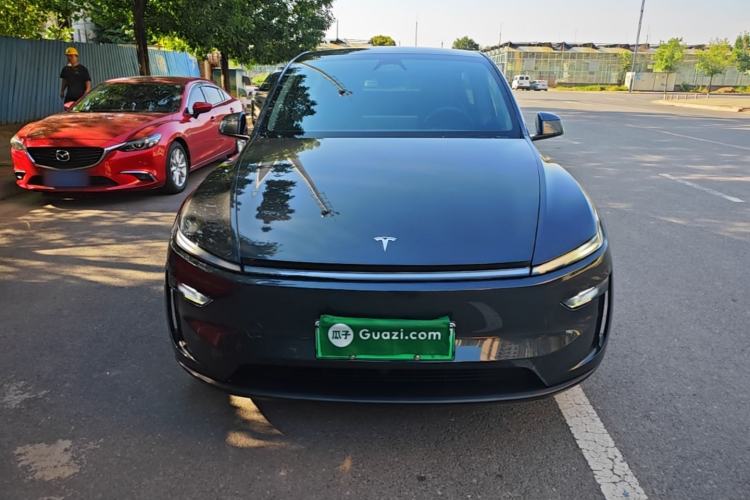 Used Tesla Model Y 2025 Long-Range All-Wheel-Drive Version Front