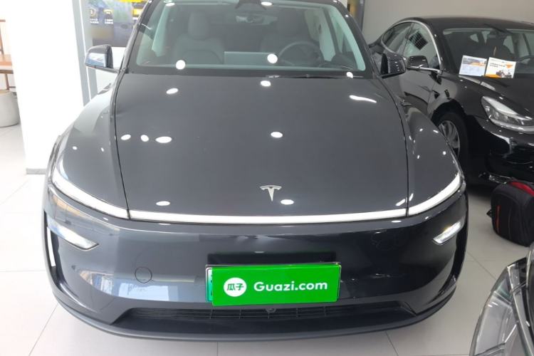 Used Tesla Model Y 2025 Rear-Wheel-Drive Version Front