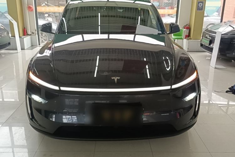 Used Tesla Model Y 2025 Long-Range All-Wheel Drive First Edition Front