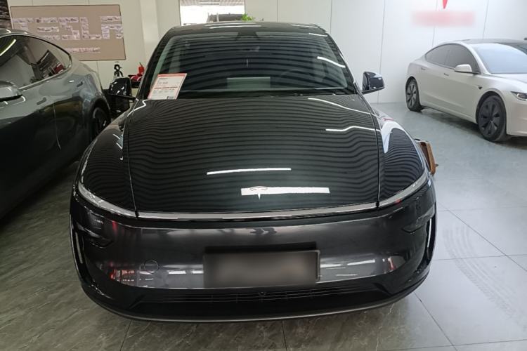 Used Tesla Model Y 2025 Rear-Wheel-Drive Version Front