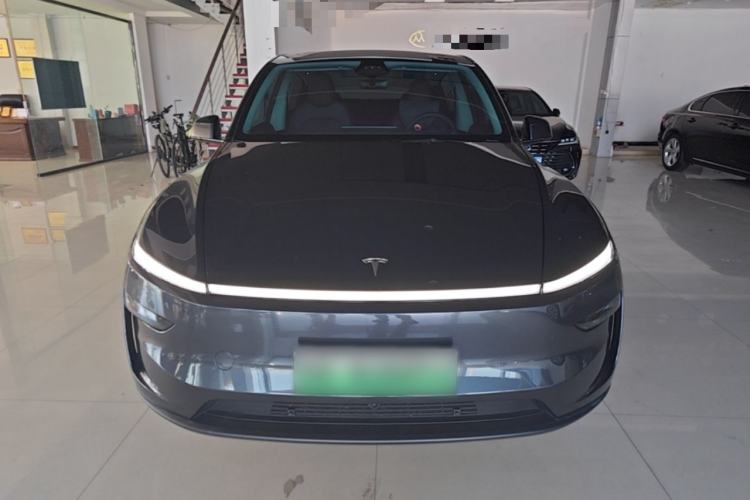 Used Tesla Model Y 2025 Long-Range All-Wheel Drive First Edition Front