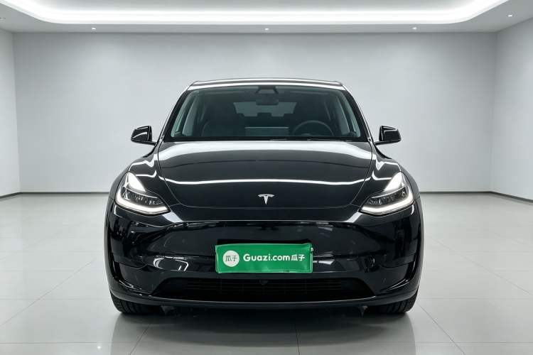 Used Tesla Model Y 2025 Rear-Wheel-Drive Version Front