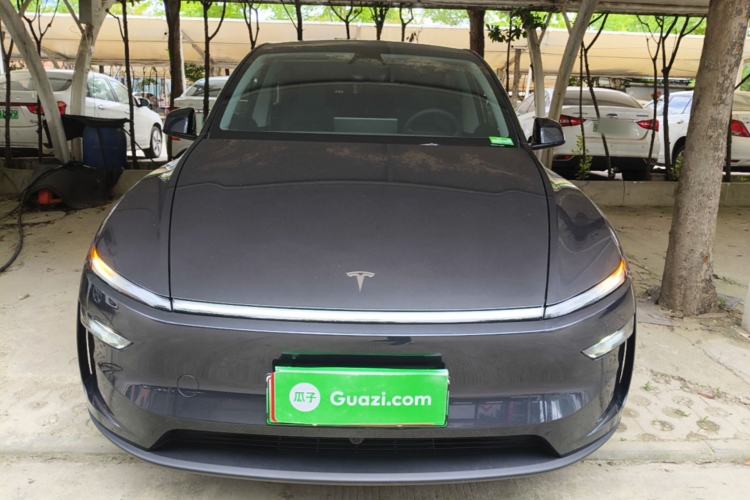 Used Tesla Model Y 2025 Rear-Wheel Drive First Edition Front