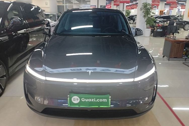 Used Tesla Model Y 2025 Rear-Wheel-Drive Version Front