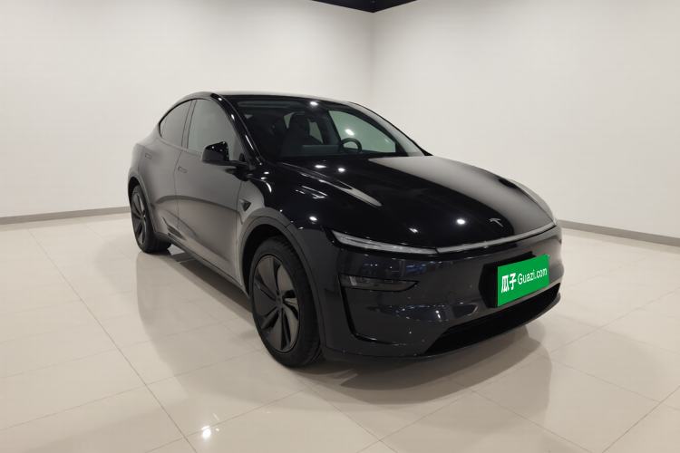 Used Tesla Model Y 2025 Rear-Wheel-Drive Version Front Right 45 Deg