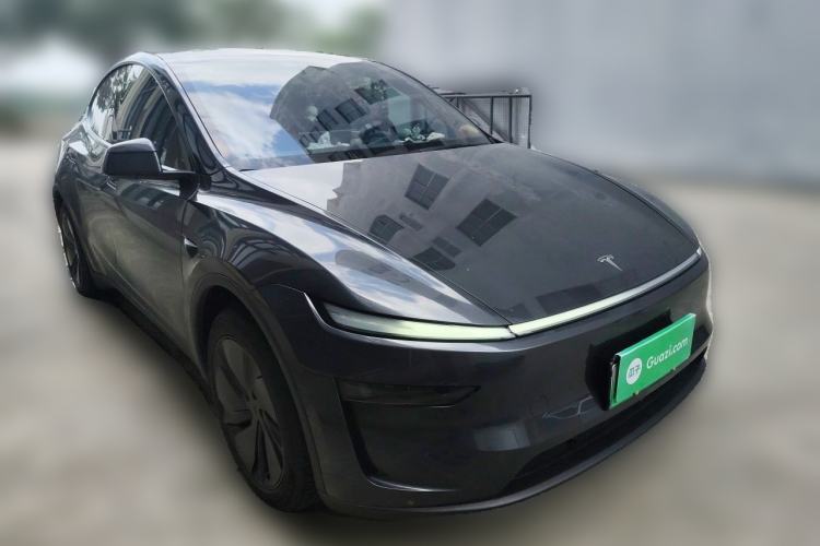 Used Tesla Model Y 2025 Long-Range All-Wheel Drive First Edition Front Right 45 Deg