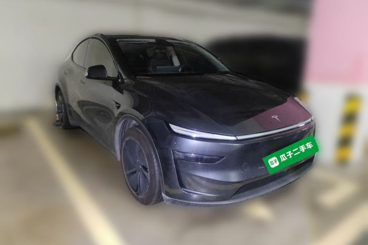 Used Tesla Model Y 2025 Rear-Wheel-Drive Version Front Right 45 Deg