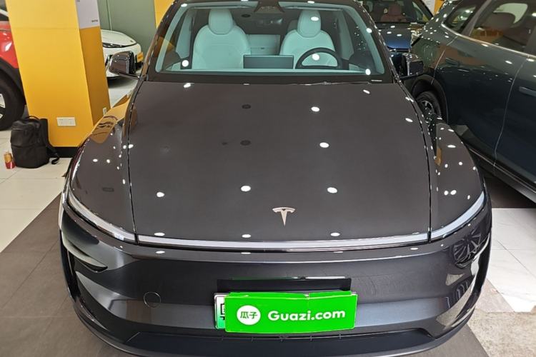 Used Tesla Model Y 2025 Long-Range All-Wheel-Drive Version Front