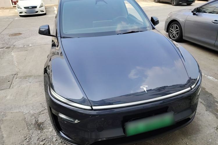 Used Tesla Model Y 2025 Long-Range All-Wheel Drive First Edition Front