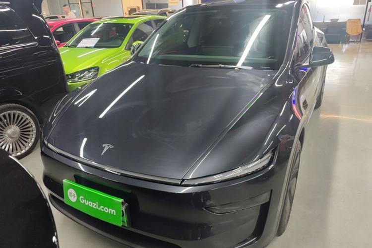 Used Tesla Model Y 2025 Rear-Wheel-Drive Version Front