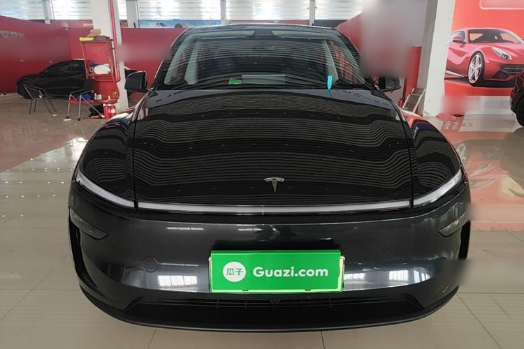 Used Tesla Model Y 2025 Rear-Wheel Drive First Edition Front