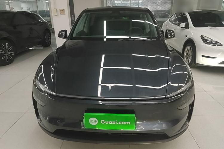 Used Tesla Model Y 2025 Rear-Wheel Drive First Edition Front