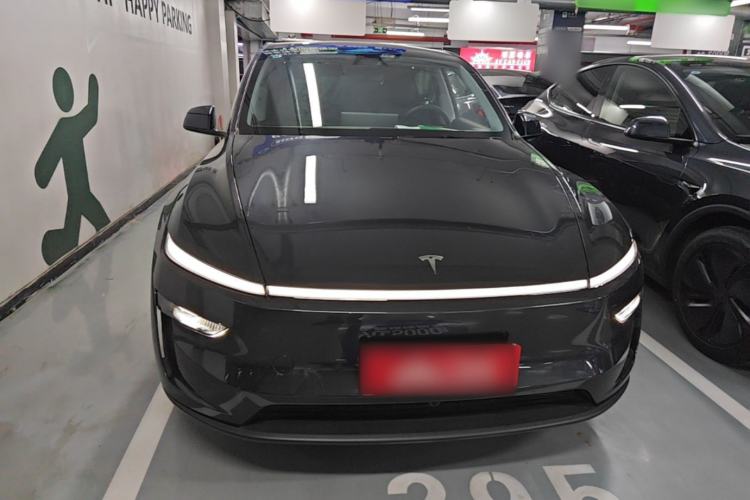 Used Tesla Model Y 2025 Rear-Wheel-Drive Version Front