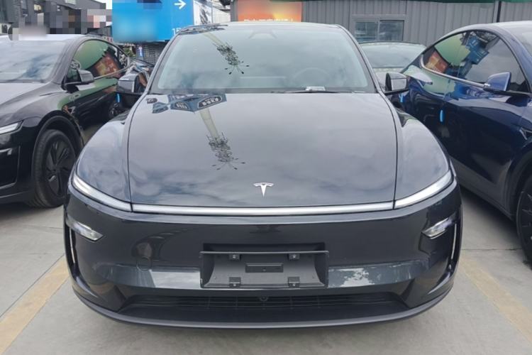 Used Tesla Model Y 2025 Rear-Wheel-Drive Version Front