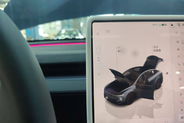 Used Tesla Model Y 2025 Rear-Wheel Drive First Edition Gear Lever