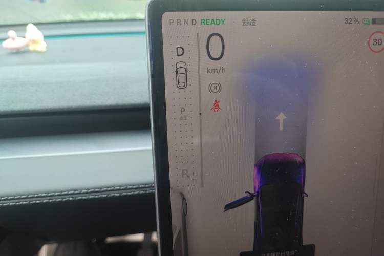 Used Tesla Model Y 2025 Long-Range All-Wheel Drive First Edition Gear Lever