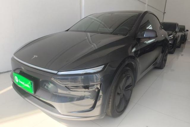 Used Tesla Model Y 2025 Rear-Wheel Drive First Edition