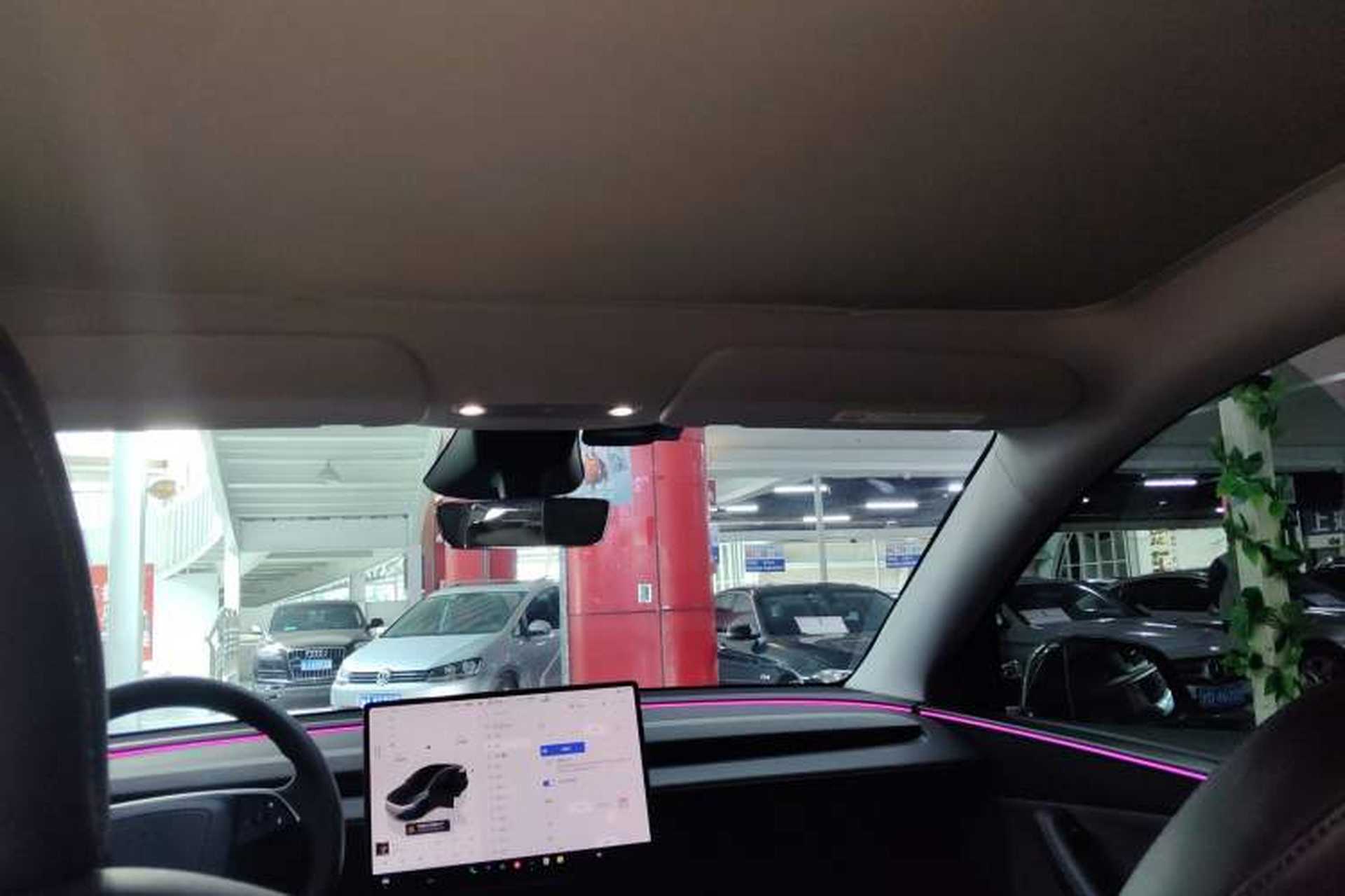 Used Tesla Model Y 2025 Rear-Wheel-Drive Version Headliner
