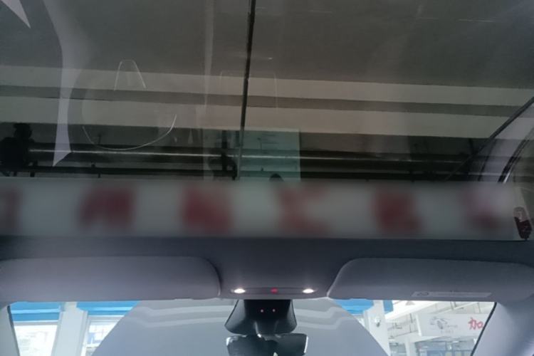 Used Tesla Model Y 2025 Rear-Wheel-Drive Version Headliner