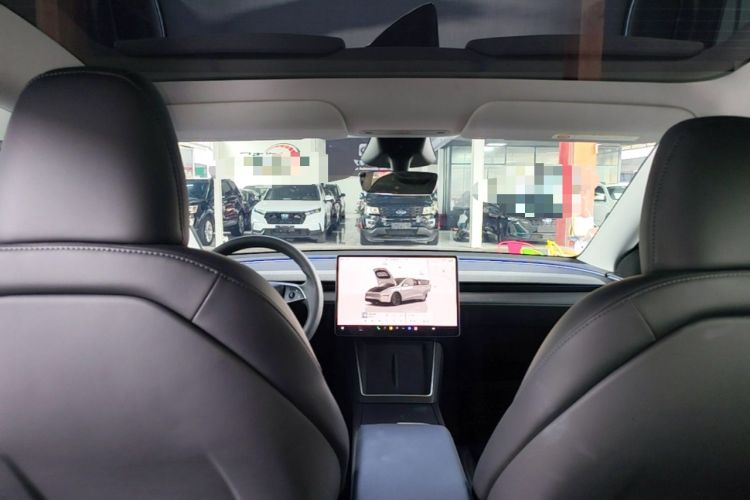 Used Tesla Model Y 2025 Rear-Wheel-Drive Version Headliner