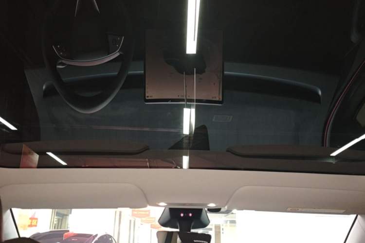 Used Tesla Model Y 2025 Long-Range All-Wheel Drive First Edition Headliner