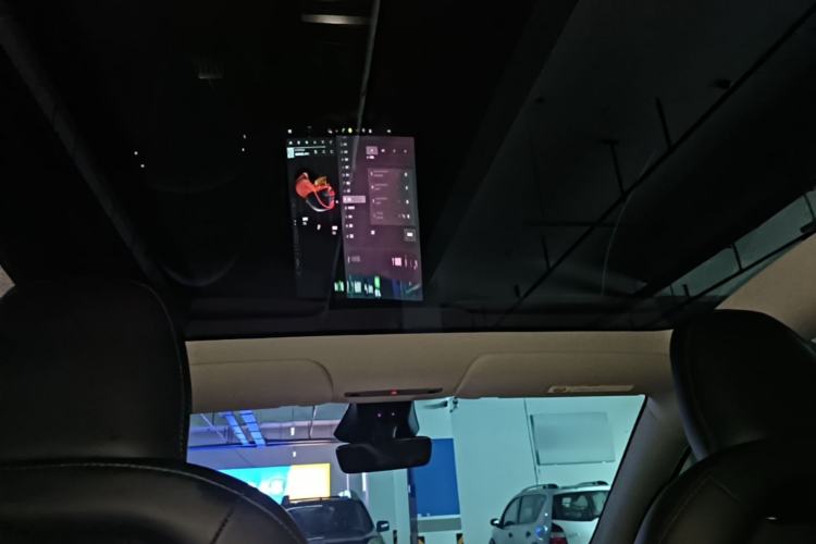 Used Tesla Model Y 2025 Rear-Wheel-Drive Version Headliner