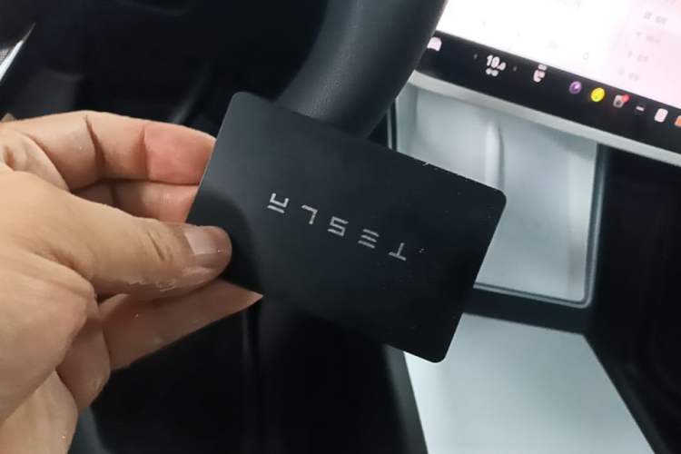 Used Tesla Model Y 2025 Rear-Wheel-Drive Version Interior 1