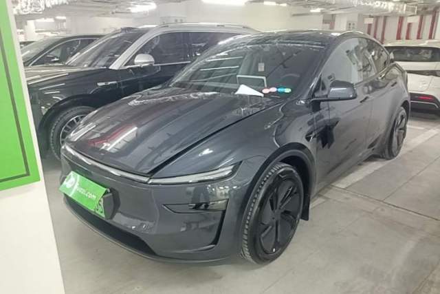 Used Tesla Model Y 2025 Long-Range All-Wheel Drive First Edition