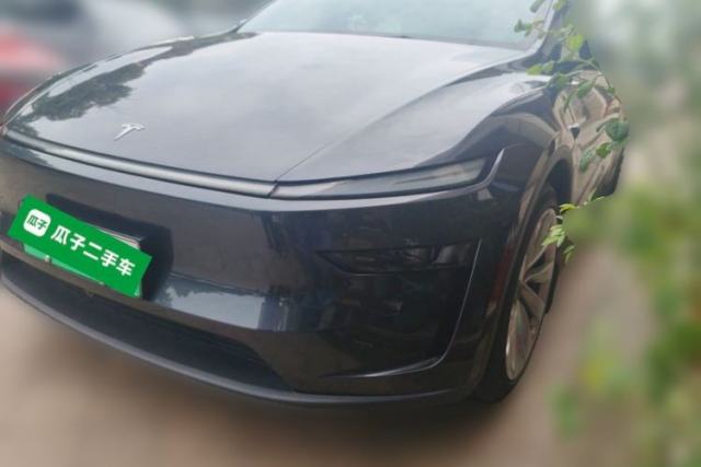 Used Tesla Model Y 2025 Rear-Wheel-Drive Version
