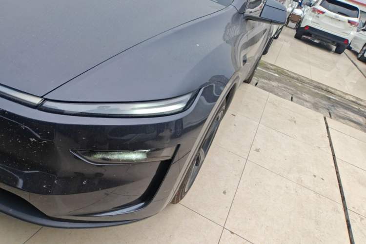 Used Tesla Model Y 2025 Rear-Wheel-Drive Version Left Front Headlight
