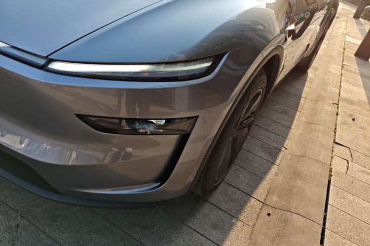 Used Tesla Model Y 2025 Rear-Wheel-Drive Version Left Front Headlight