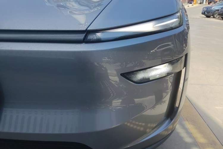 Used Tesla Model Y 2025 Rear-Wheel-Drive Version Left Front Headlight