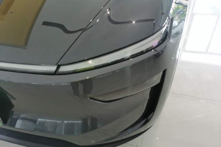 Used Tesla Model Y 2025 Rear-Wheel-Drive Version Left Front Headlight