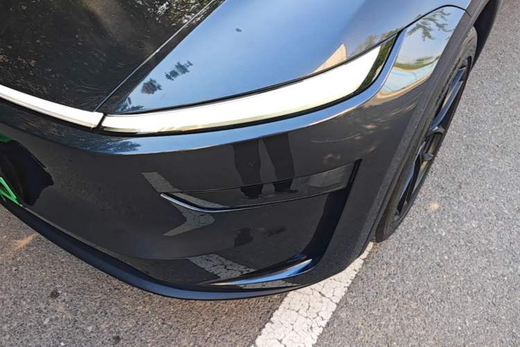Used Tesla Model Y 2025 Long-Range All-Wheel-Drive Version Left Front Headlight