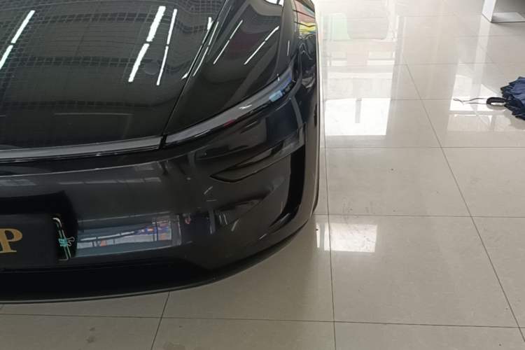 Used Tesla Model Y 2025 Long-Range All-Wheel Drive First Edition Left Front Headlight