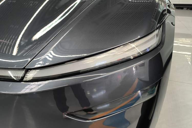 Used Tesla Model Y 2025 Rear-Wheel-Drive Version Left Front Headlight