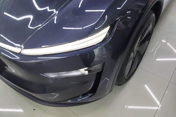Used Tesla Model Y 2025 Rear-Wheel-Drive Version Left Front Headlight