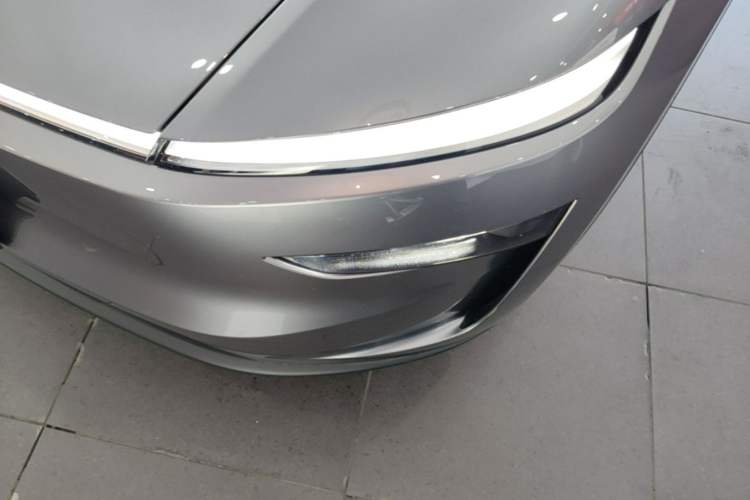 Used Tesla Model Y 2025 Long-Range All-Wheel Drive First Edition Left Front Headlight