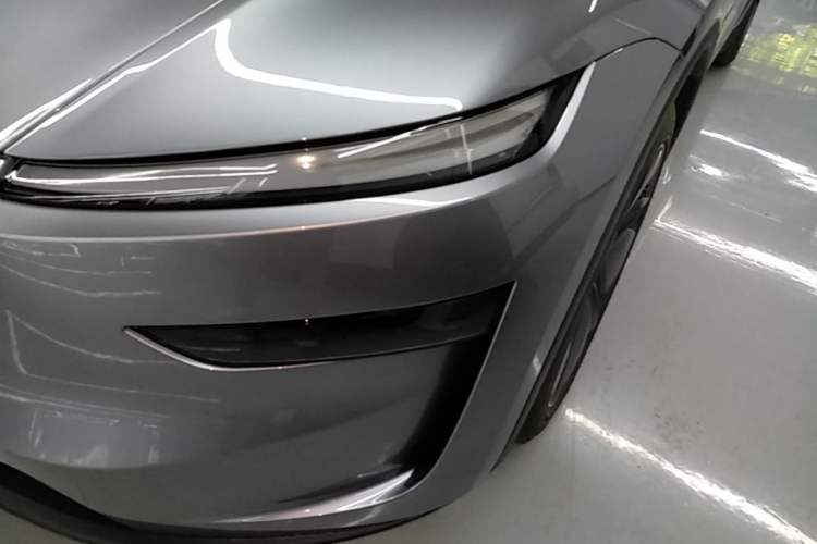 Used Tesla Model Y 2025 Rear-Wheel Drive First Edition Left Front Headlight