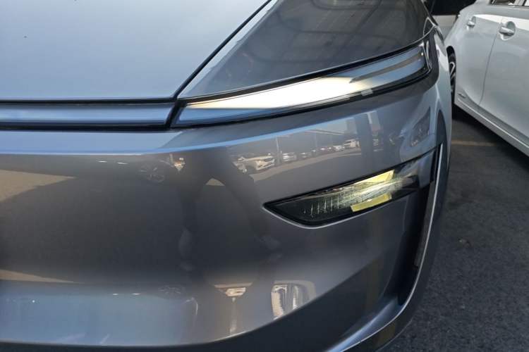 Used Tesla Model Y 2025 Rear-Wheel-Drive Version Left Front Headlight