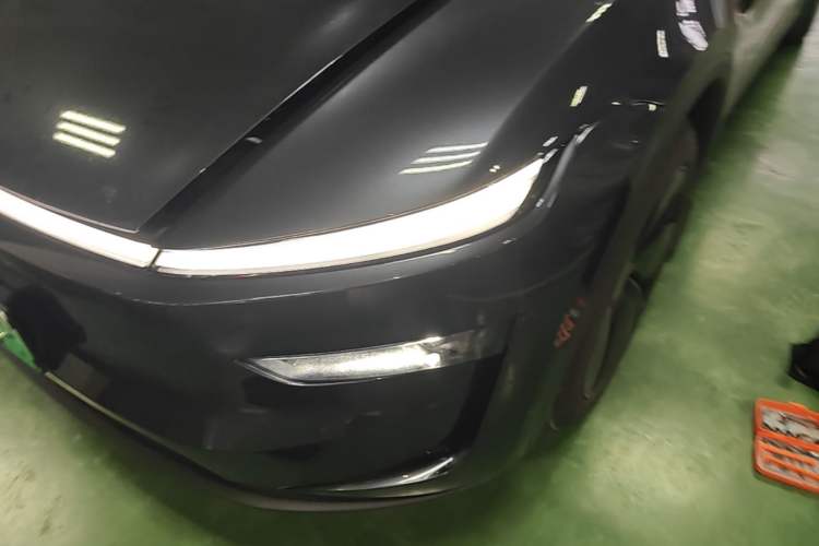 Used Tesla Model Y 2025 Rear-Wheel Drive First Edition Left Front Headlight