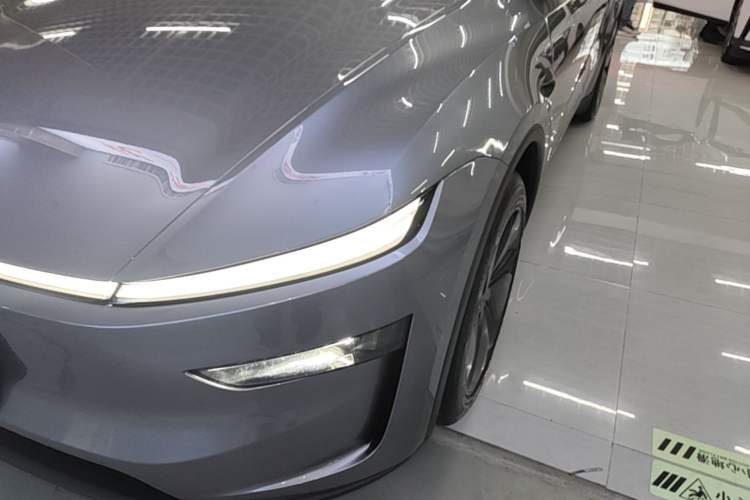 Used Tesla Model Y 2025 Rear-Wheel Drive First Edition Left Front Headlight