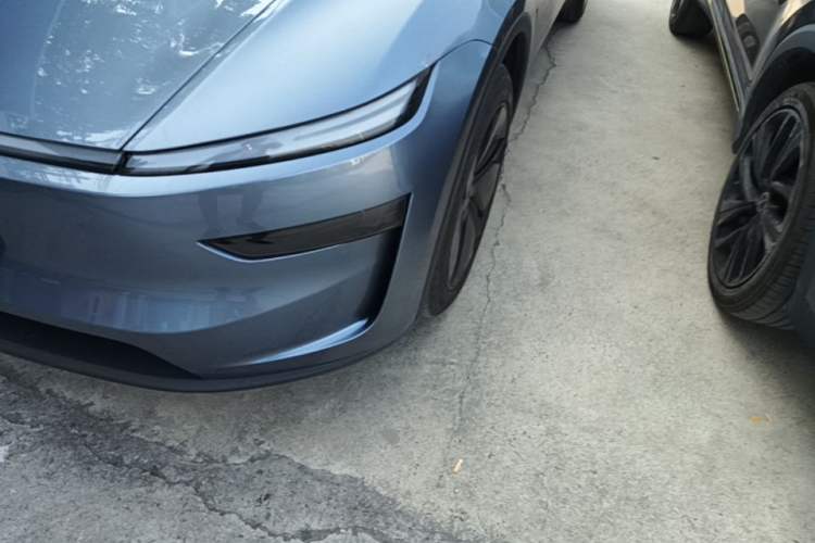 Used Tesla Model Y 2025 Rear-Wheel-Drive Version Left Front Headlight