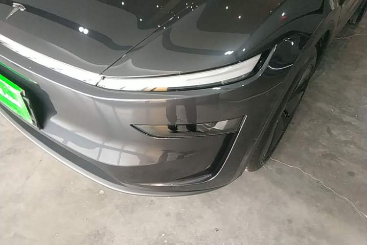 Used Tesla Model Y 2025 Rear-Wheel Drive First Edition Left Front Headlight