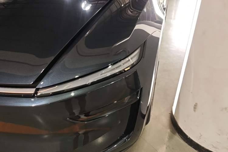 Used Tesla Model Y 2025 Rear-Wheel-Drive Version Left Front Headlight