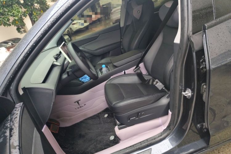 Used Tesla Model Y 2025 Rear-Wheel-Drive Version Left Front Seat
