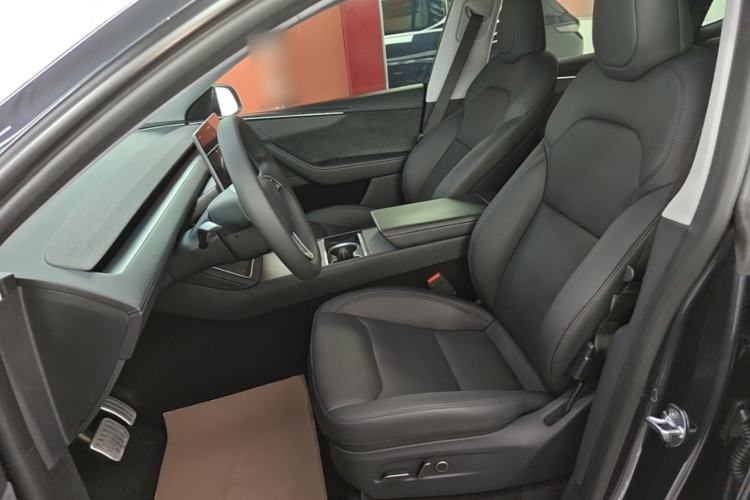 Used Tesla Model Y 2025 Updated Version Long-Range All-Wheel Drive Left Front Seat
