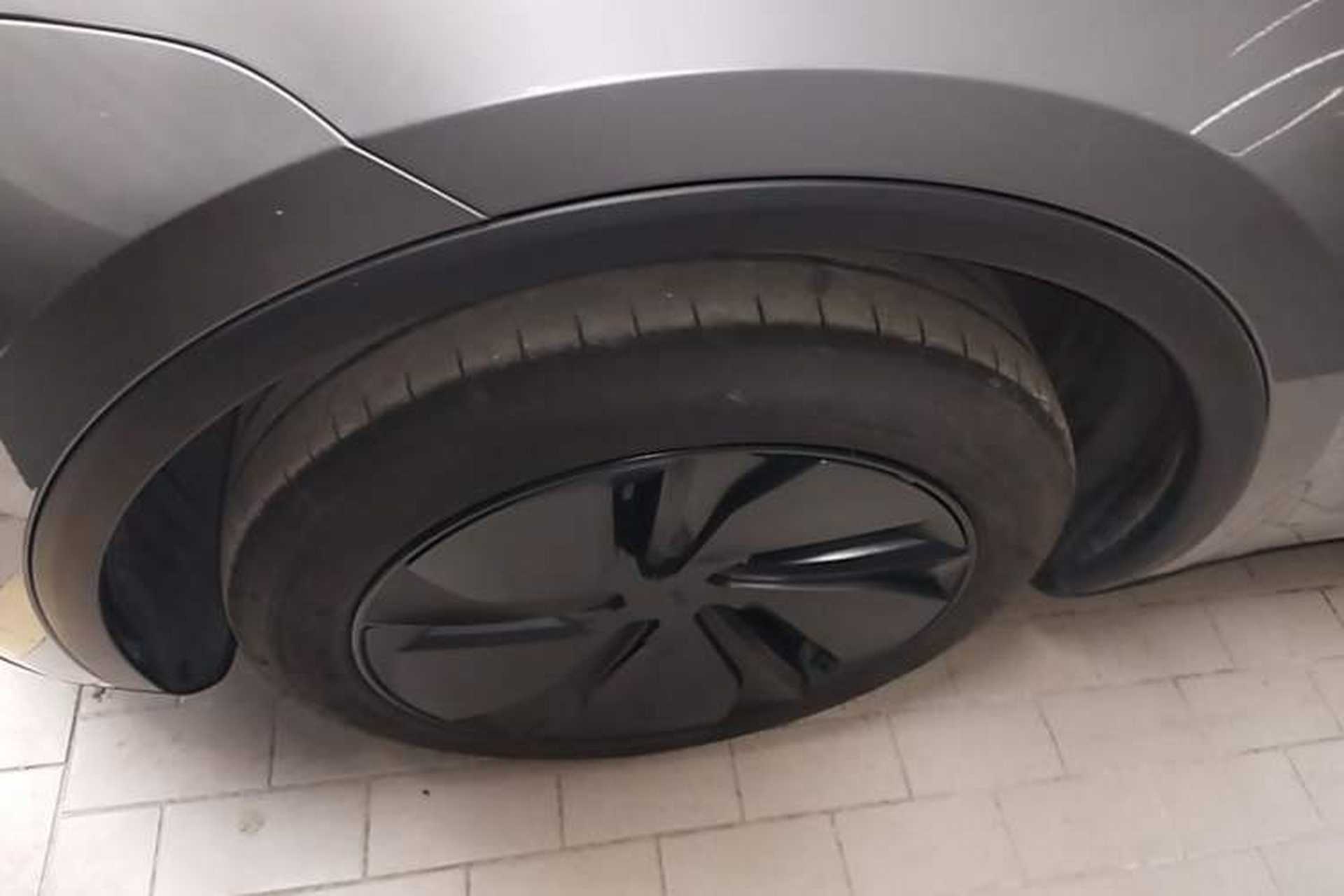 Used Tesla Model Y 2025 Rear-Wheel-Drive Version Left Front Wheel Hub