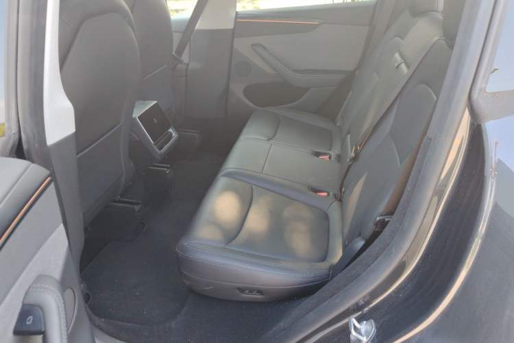 Used Tesla Model Y 2025 Rear-Wheel-Drive Version Left Rear Seat